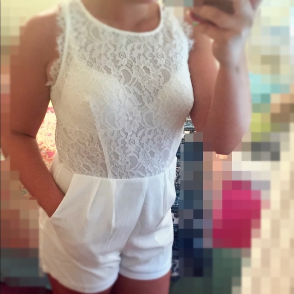 Francesca's Collections Dresses & Skirts - Sleek Lace Romper w/pockets!